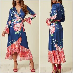 🍒NWT🍒 KIMONO STYLE WRAP DRESS